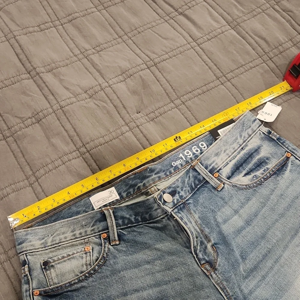 GAP Sexy Boyfriend Denim Blue Women's Jean Shorts Size 30, New With Tags! - Picture 10 of 12